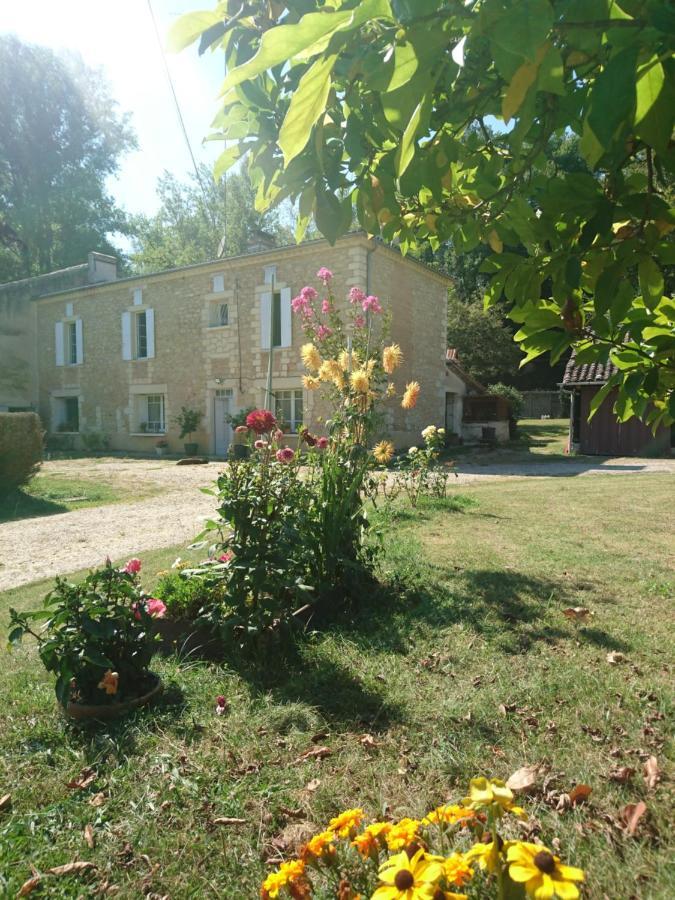 مبيت وإفطار Noaillac Aux Vieux Fours المظهر الخارجي الصورة