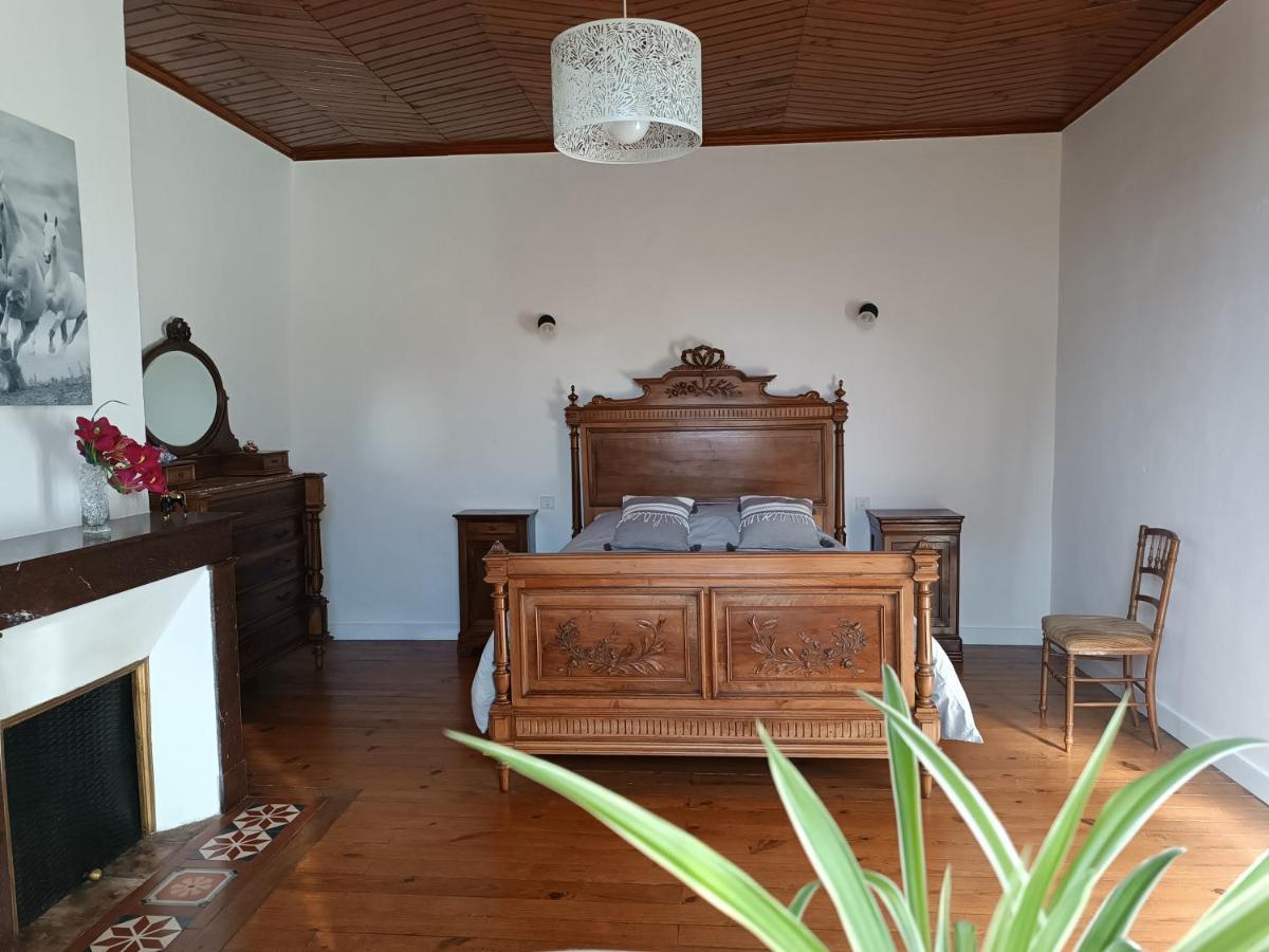 مبيت وإفطار Noaillac Aux Vieux Fours المظهر الخارجي الصورة